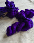 Silk thrums