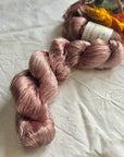 Silk thrums