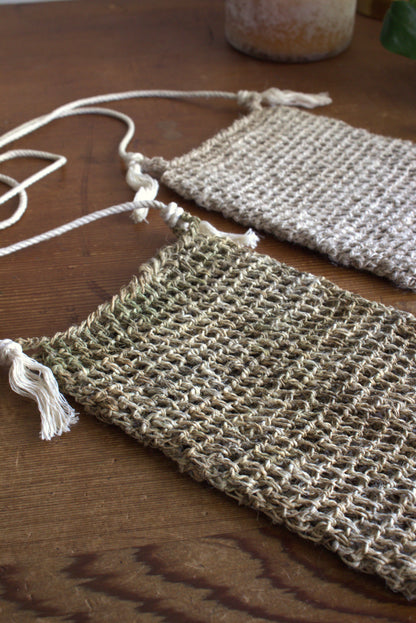 Pocket necklace- Crochet pattern