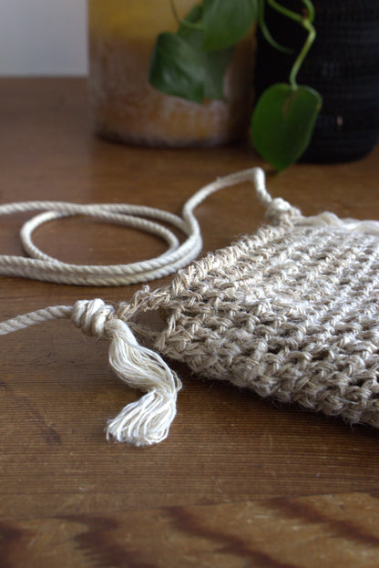Pocket necklace- Crochet pattern