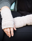 Linear Gloves crochet pattern