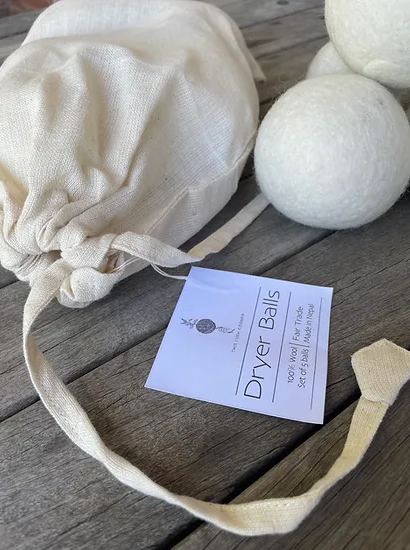 Wool dryer balls