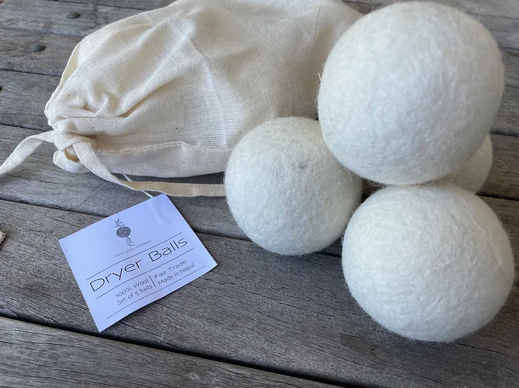 Wool dryer balls