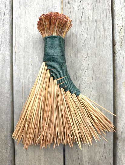 Pine needle Hand broom