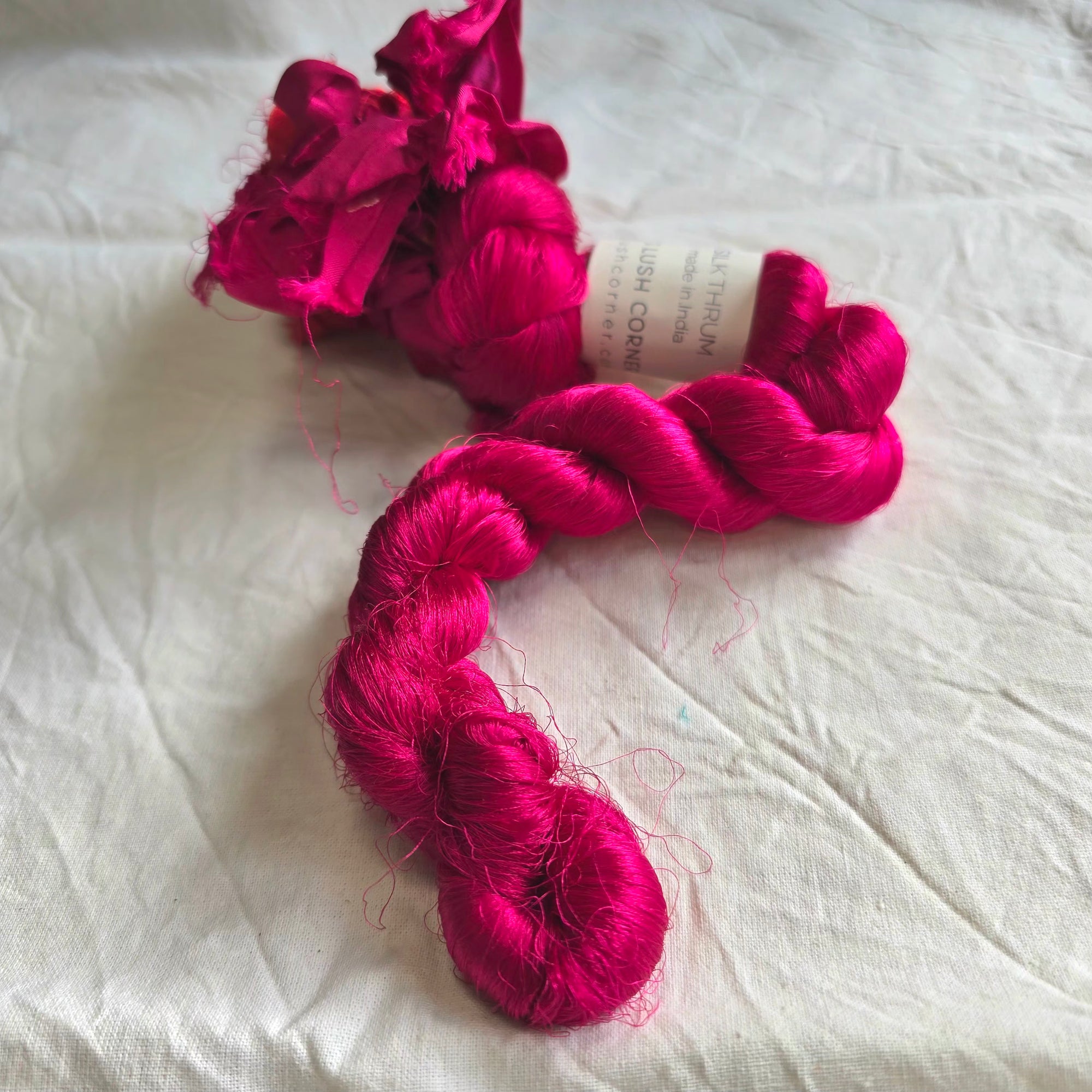 Silk thrums