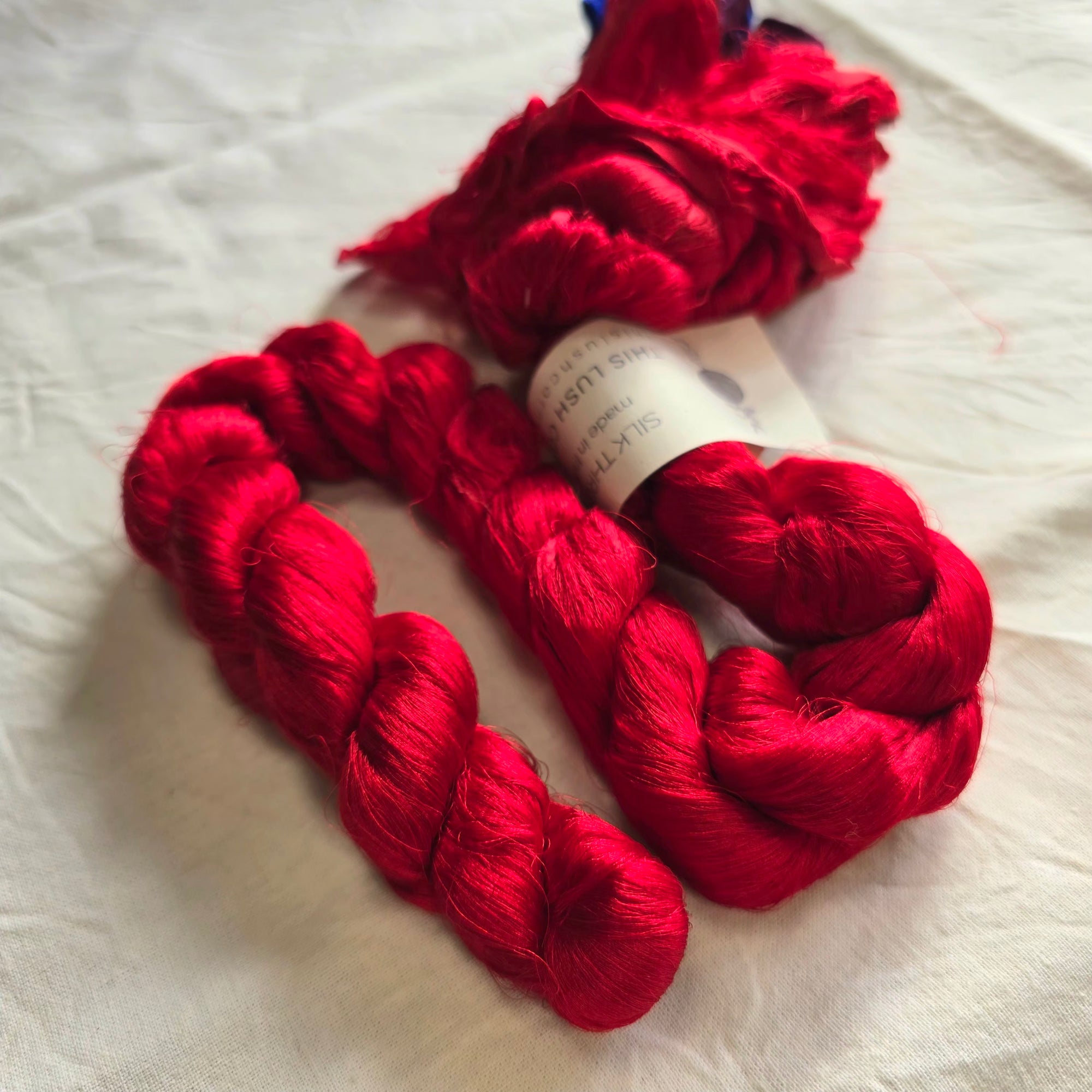 Silk thrums