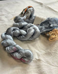 Silk thrums