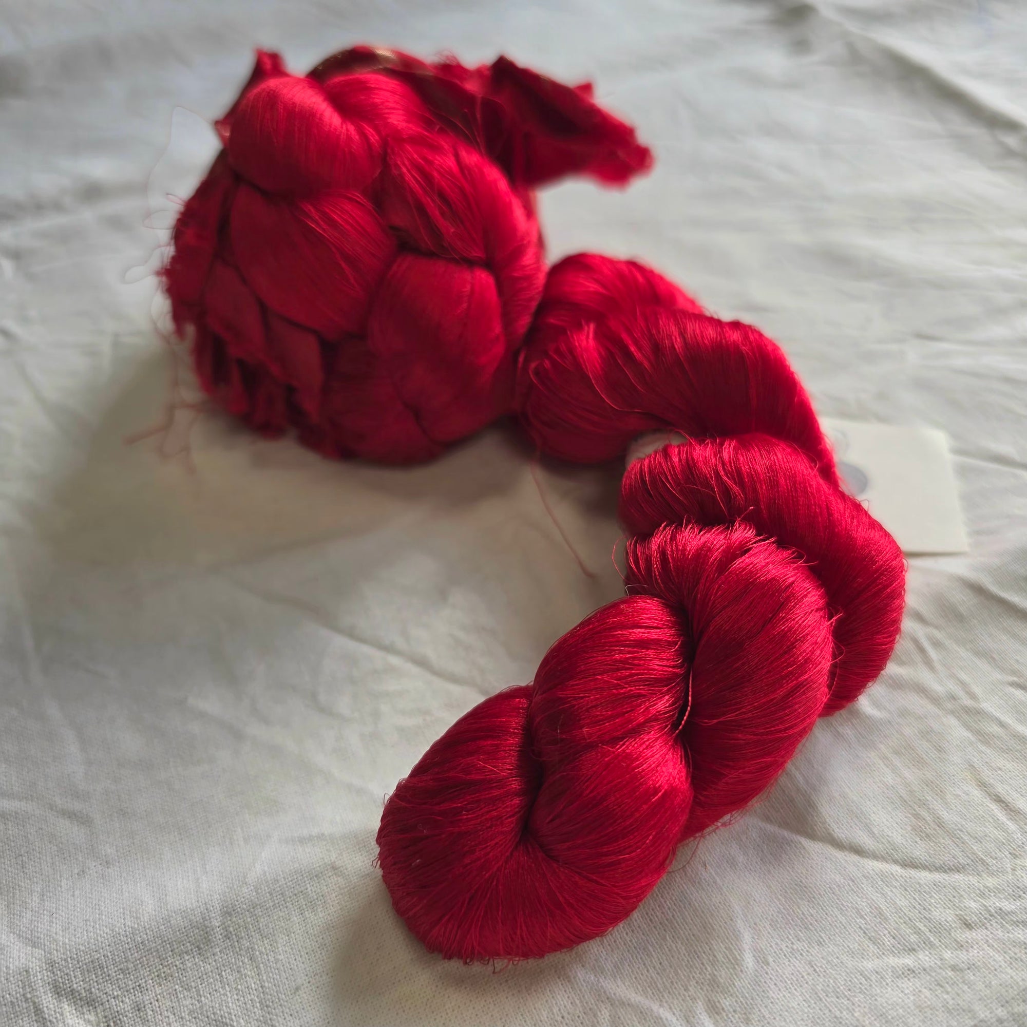 Silk thrums