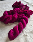 Silk thrums